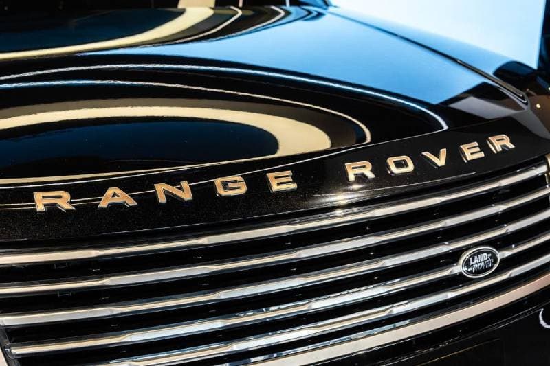 2025 Land Rover Range Rover SV P615 SWB thumbnail 5
