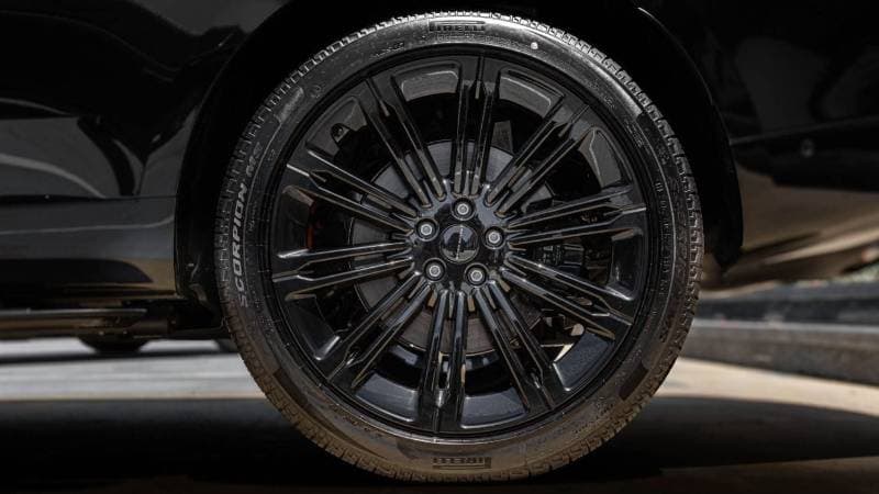 2026 Land Rover Range Rover AUTOBIOGRAPHY P530 thumbnail 7