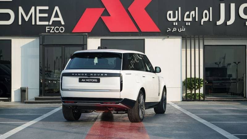 2026 Land Rover Range Rover AUTOBIOGRAPHY P530 thumbnail 6