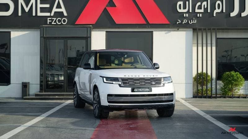 2026 Land Rover Range Rover SV LWB P615