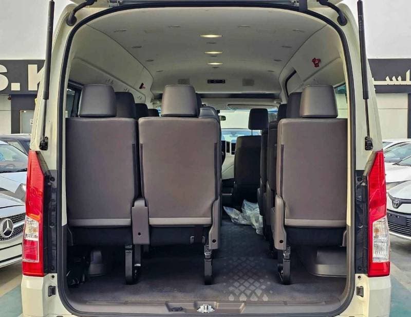 2026 Toyota Hiace GL thumbnail 6