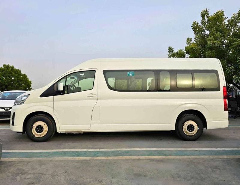 2026 Toyota Hiace GL thumbnail 3