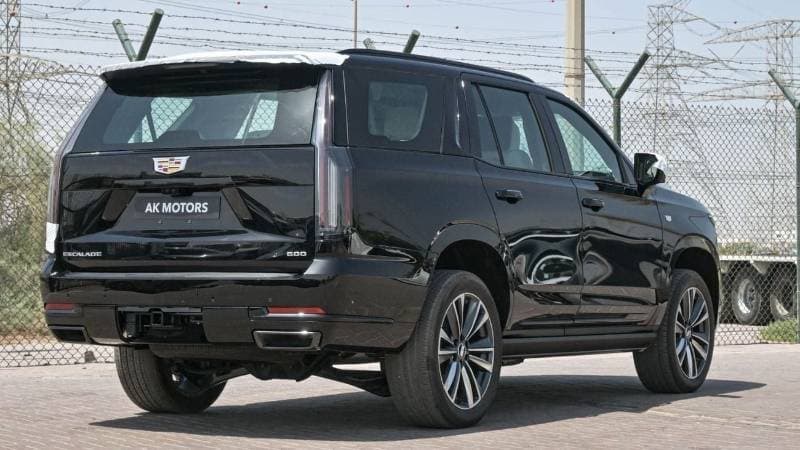 2026 Cadillac Escalade SPORT thumbnail 4