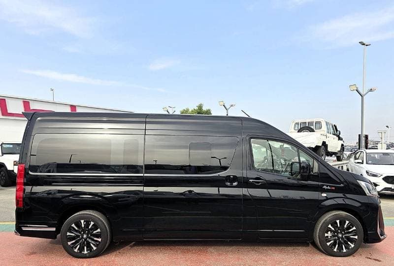 2025 Toyota Hiace GL thumbnail 4