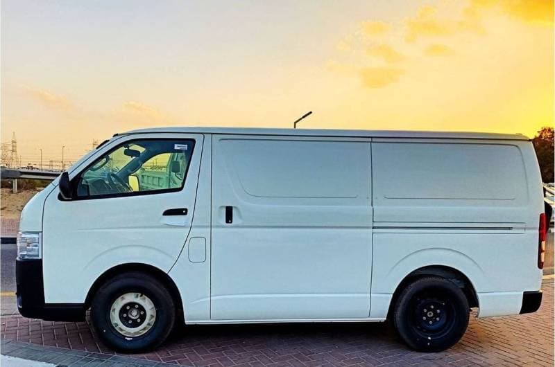 2026 Toyota Hiace GL thumbnail 4