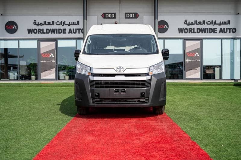 2026 Toyota Hiace thumbnail 6