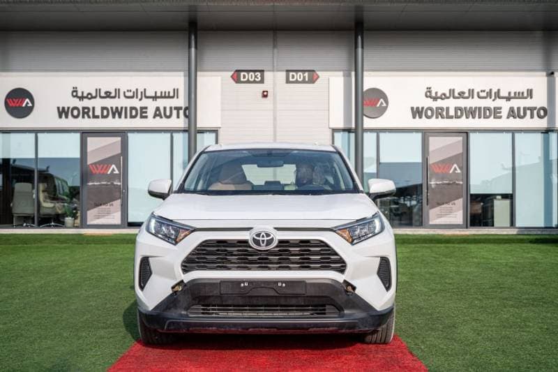 2023 Toyota RAV4 EXR thumbnail 2