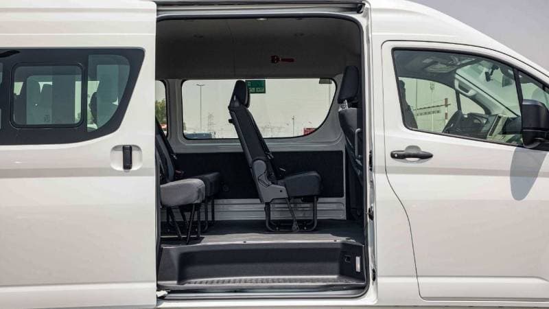 2026 Toyota Hiace GL thumbnail 7