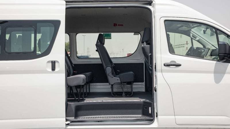 2026 Toyota Hiace GL thumbnail 7