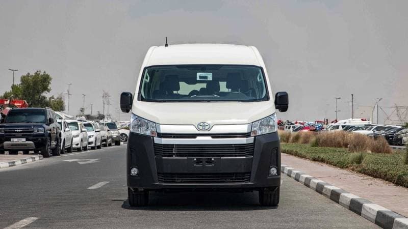 2026 Toyota Hiace GL thumbnail 2