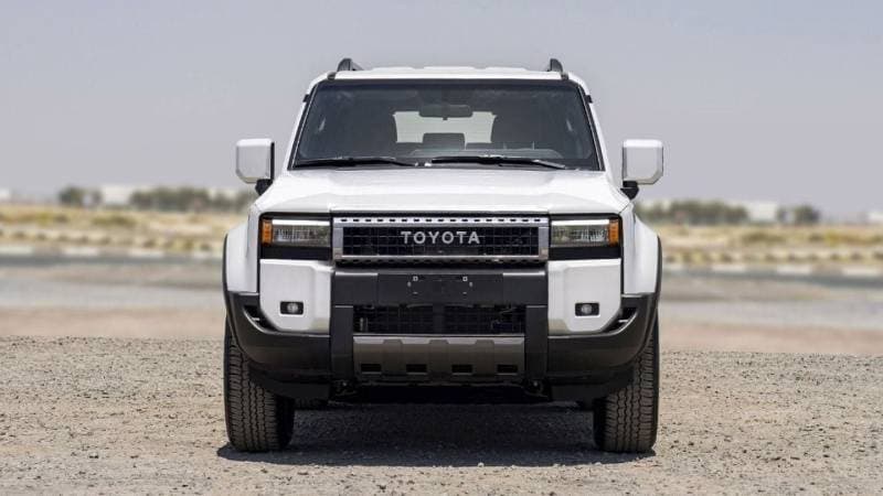 2025 Toyota Prado TXR thumbnail 2