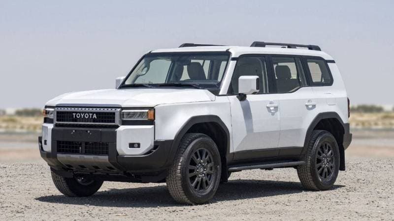 2025 Toyota Prado TXR thumbnail 3