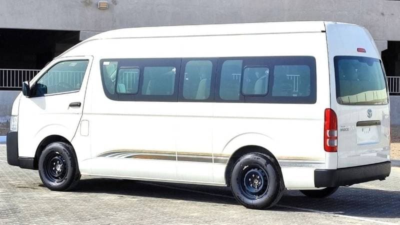 2025 Toyota Hiace DLS STANDARD ROOF thumbnail 4
