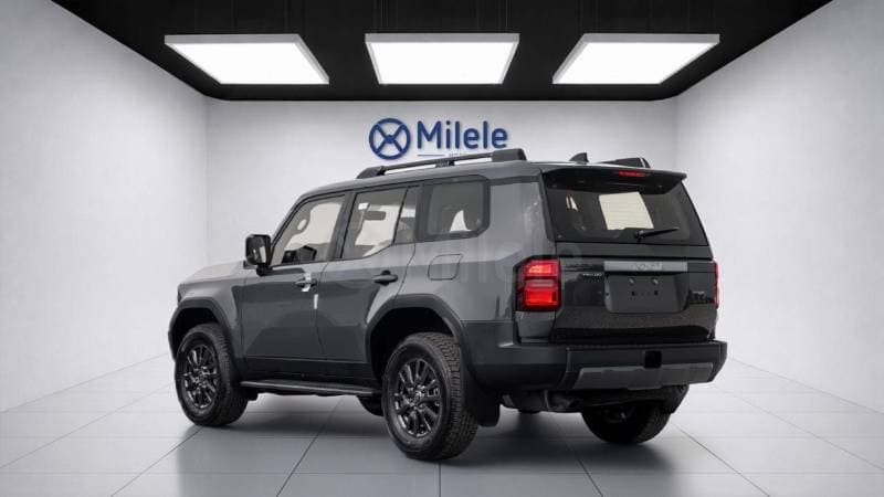 2026 Toyota Prado thumbnail 7