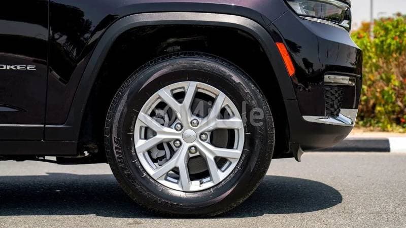 2023 Jeep Grand Cherokee LIMITED thumbnail 5