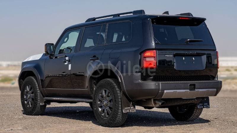 2025 Toyota Prado thumbnail 7
