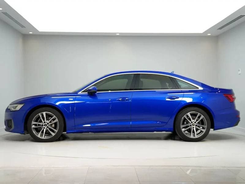 2023 Audi A6 40 TFSI thumbnail 2