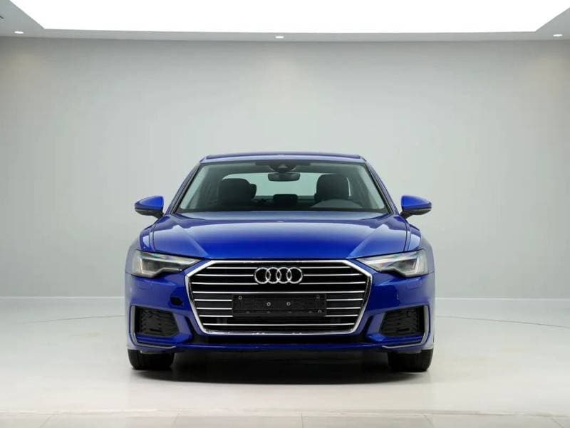 2023 Audi A6 40 TFSI thumbnail 4