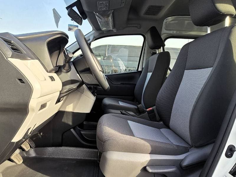 2026 Toyota Hiace DX thumbnail 8