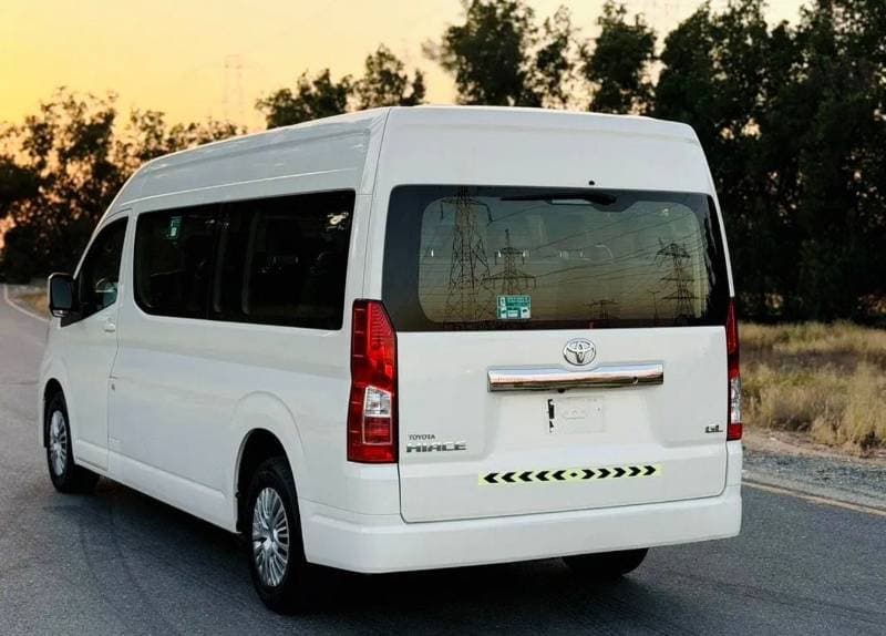 2021 Toyota Hiace thumbnail 5