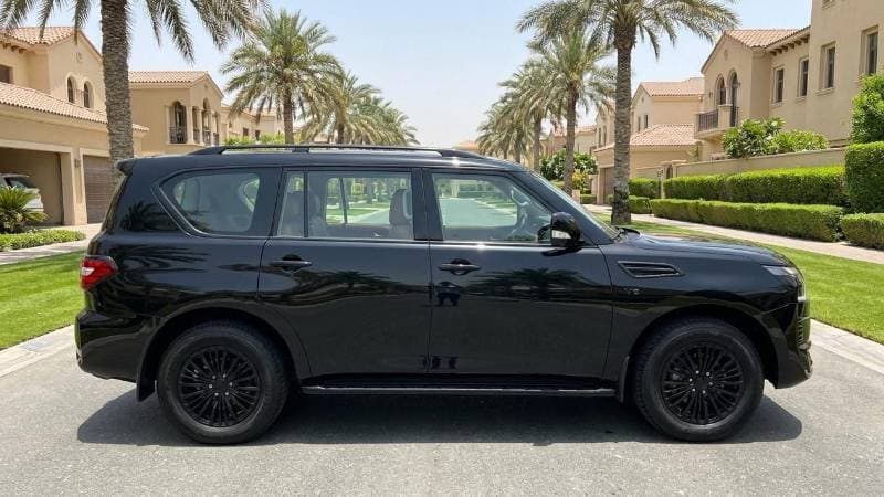 2024 Nissan Patrol LE PLATINUM CITY thumbnail 3