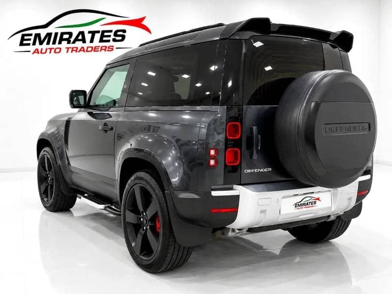 2023 Land Rover Defender thumbnail 7
