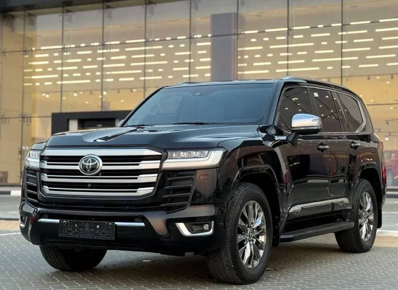 2022 Toyota Land Cruiser VXR thumbnail 2