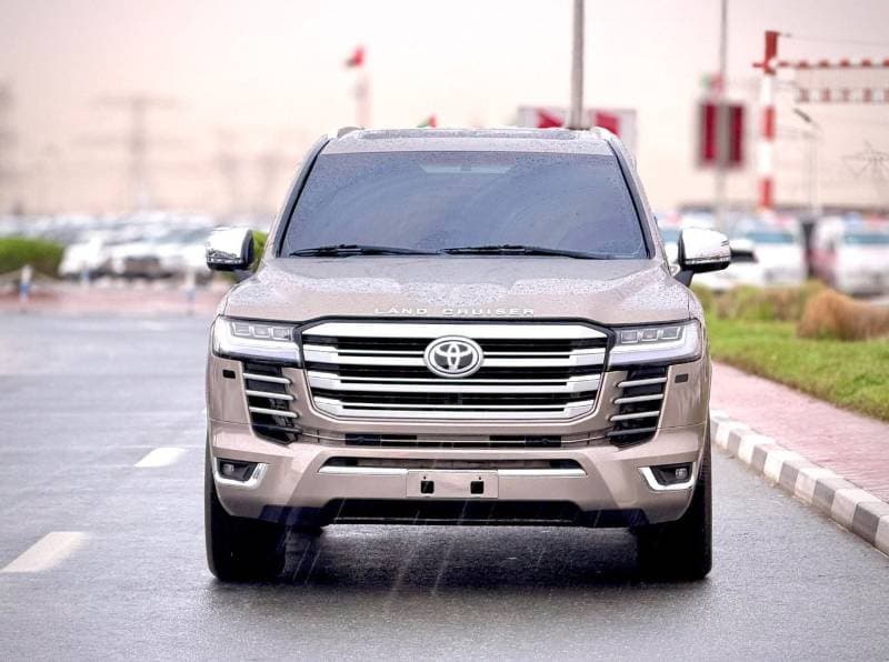 2019 Toyota Land Cruiser GXR thumbnail 7