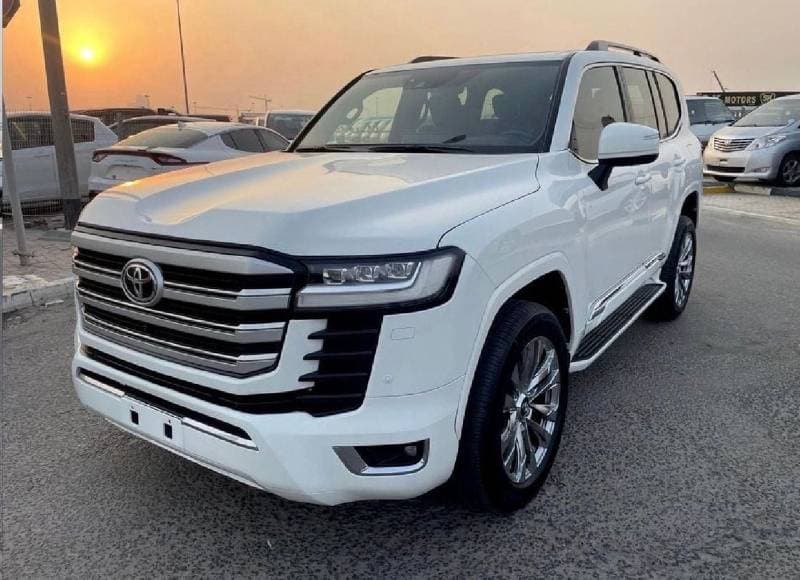 2022 Toyota Land Cruiser VXR thumbnail 2