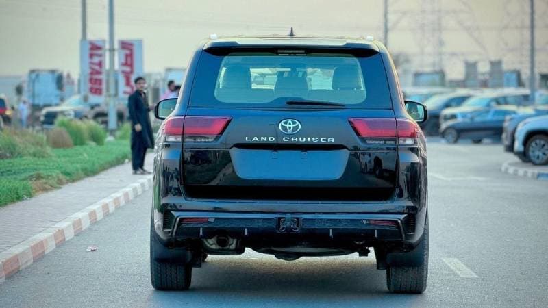 2022 Toyota Land Cruiser GXR thumbnail 5