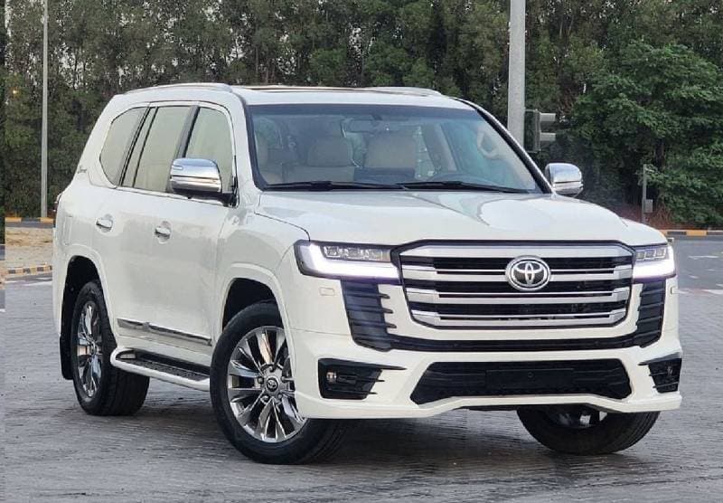 2015 Toyota Land Cruiser thumbnail 5
