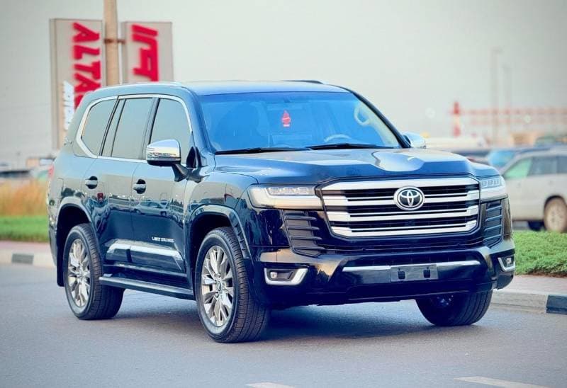 2015 Toyota Land Cruiser thumbnail 4