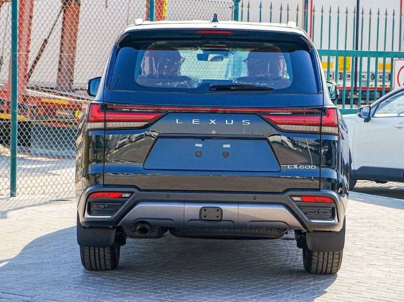 2026 Lexus LX600 VIP thumbnail 5