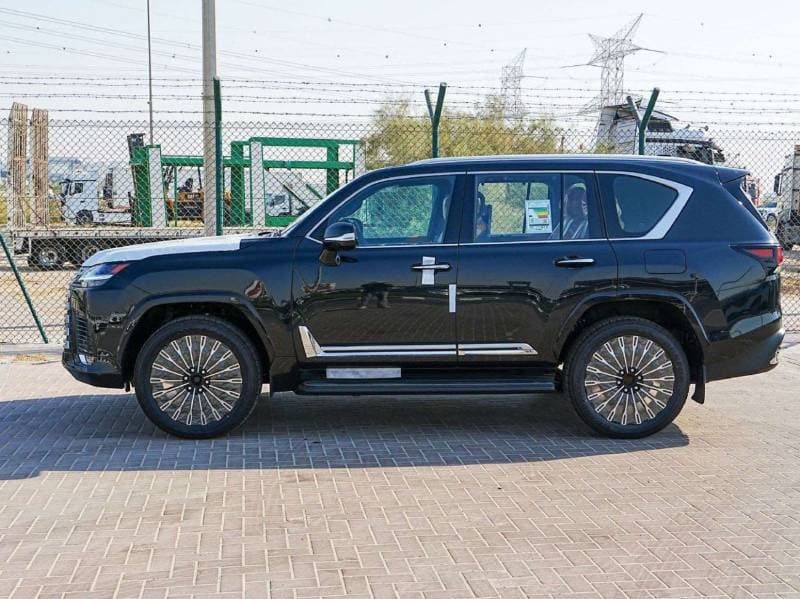 2026 Lexus LX600 VIP thumbnail 3