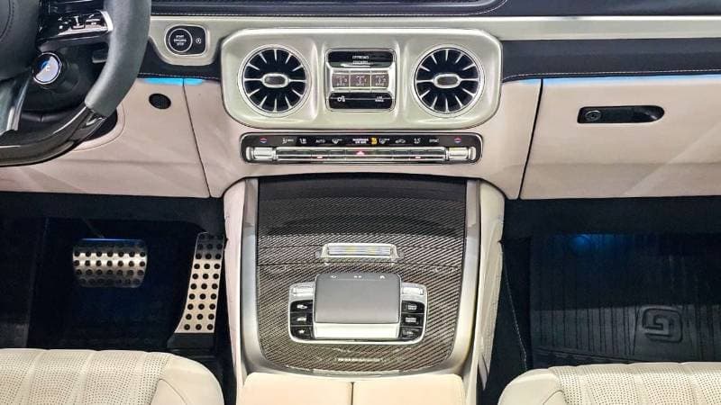 2025 Mercedes Benz G63 AMG STANDARD thumbnail 3
