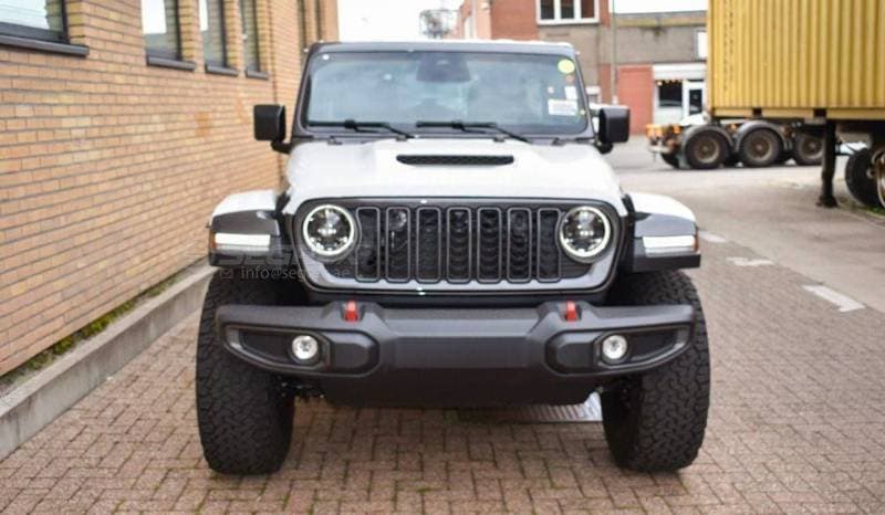 2026 Jeep Wrangler RUBICON thumbnail 2