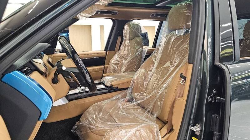 2026 Land Rover Range Rover HSE P400 thumbnail 7