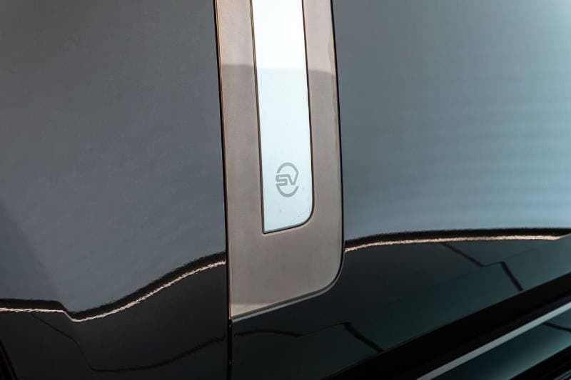 2026 Land Rover Range Rover SV SWB P615 thumbnail 5