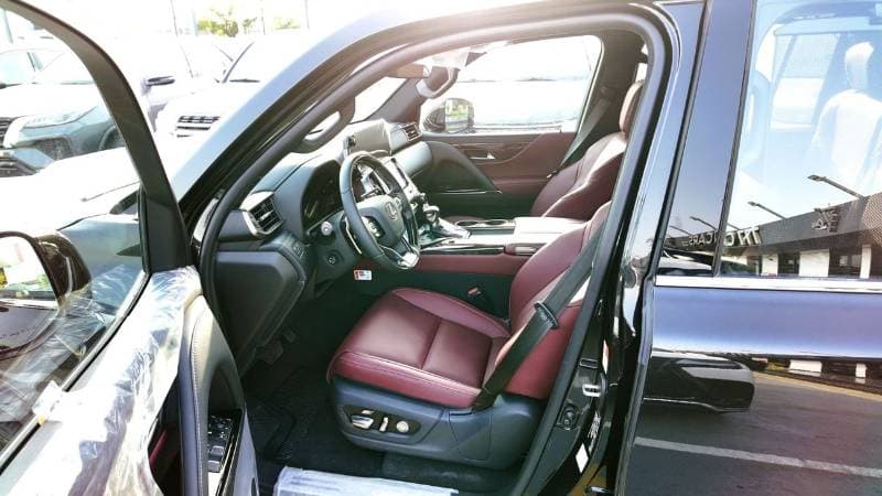 2026 Lexus LX600 PRESTIGE thumbnail 5
