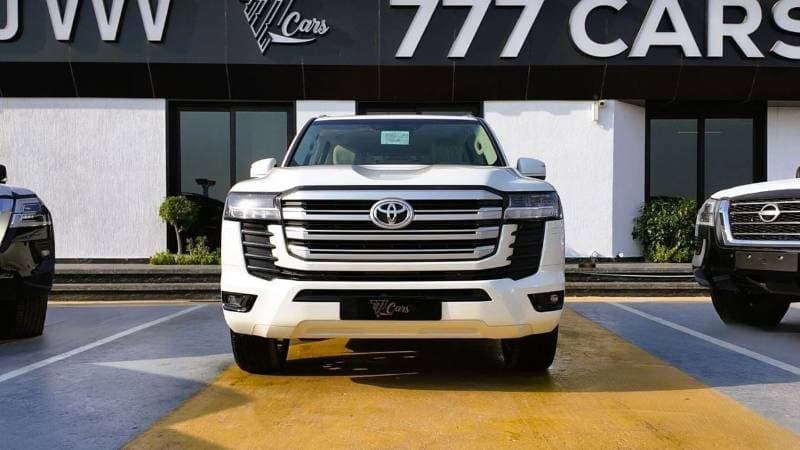 2026 Toyota Land Cruiser GXR thumbnail 2