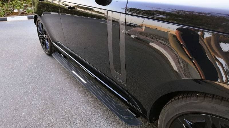 2023 Land Rover Range Rover AUTOBIOGRAPHY P530 thumbnail 2