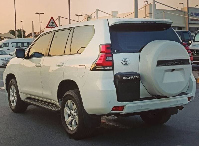 2022 Toyota Land Cruiser EXR thumbnail 5