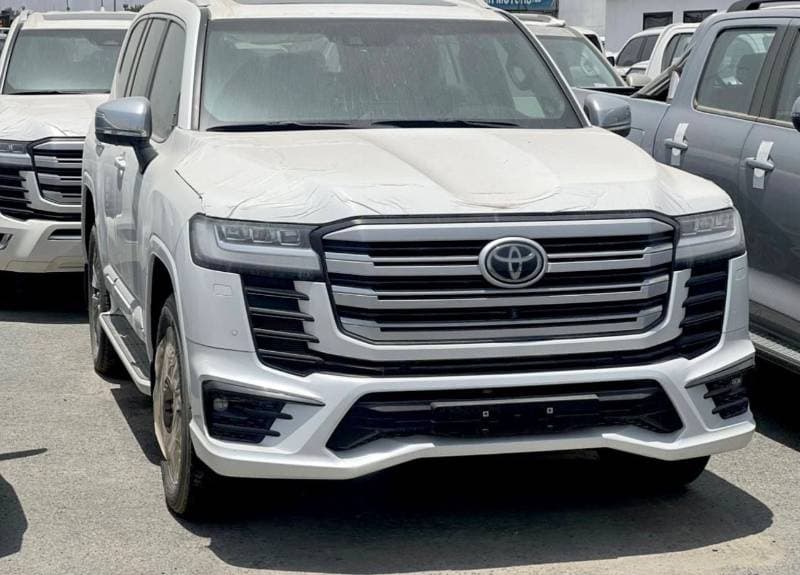 2024 Toyota Land Cruiser VXR