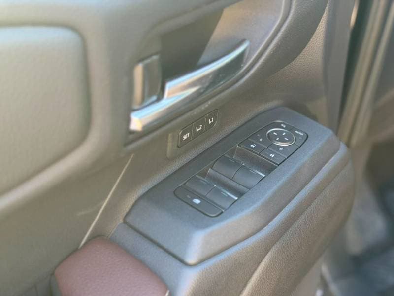 2026 Toyota Land Cruiser VXR thumbnail 8