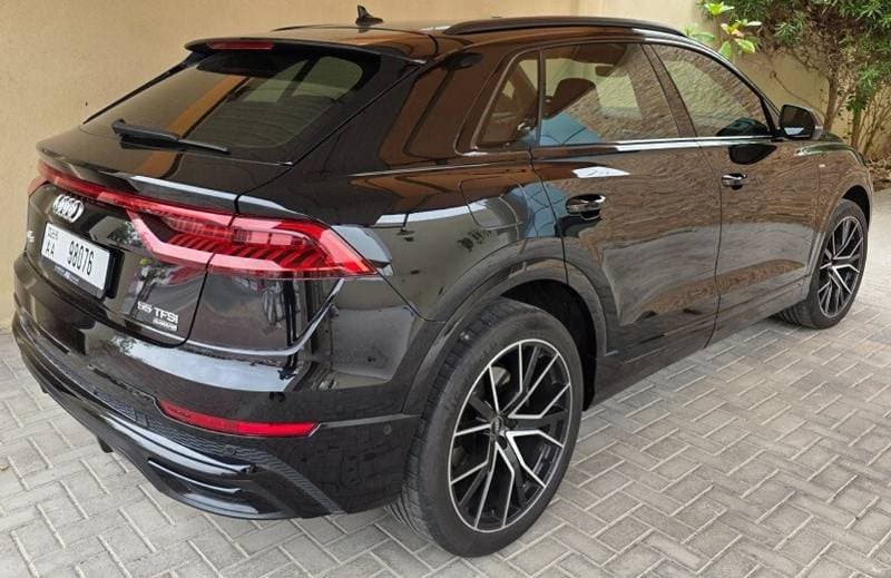2021 Audi Q8 55 TFSI thumbnail 5