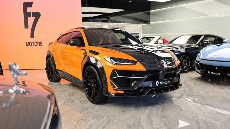 2021 Lamborghini Urus STANDARD