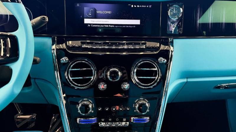 2026 Rolls Royce Cullinan BLACK BADGE thumbnail 6