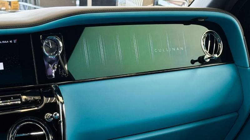2026 Rolls Royce Cullinan BLACK BADGE thumbnail 8