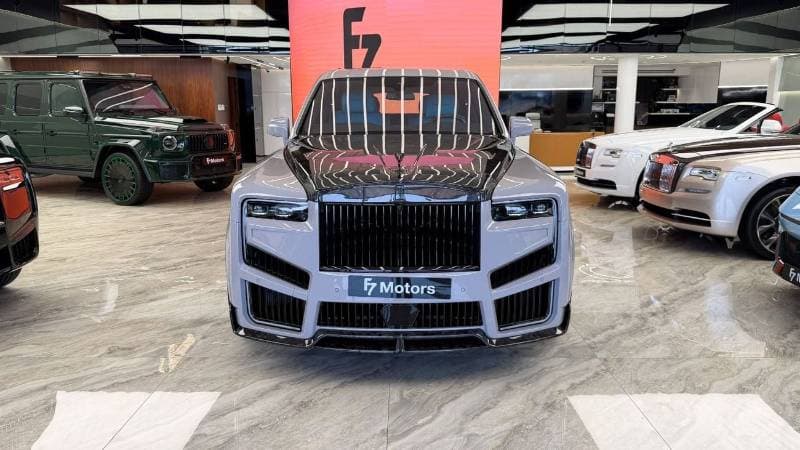 2026 Rolls Royce Cullinan BLACK BADGE thumbnail 2