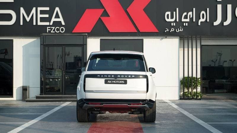 2026 Land Rover Range Rover AUTOBIOGRAPHY P530 thumbnail 5